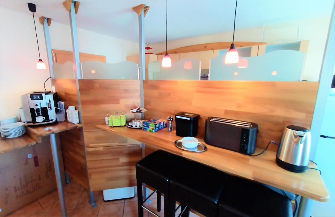 Bodensee Gaestehaus Tettnang Albergo Luaran gambar